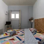 Maison Familiale A 2 Min A Pied De L'institut A Armand Calme Jeux Babyfoot Jacuzzi Proche Saint-Laurent-dʼAigouze